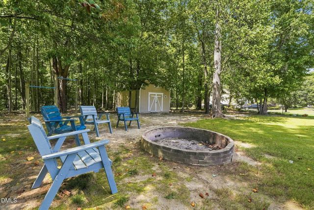 25 Brushwood Court, Youngsville, NC 27596