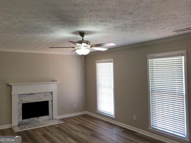 915 Burning Bush Drive, Loganville, GA 30052