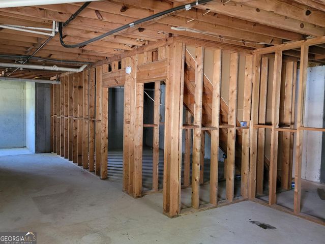 915 Burning Bush Drive, Loganville, GA 30052