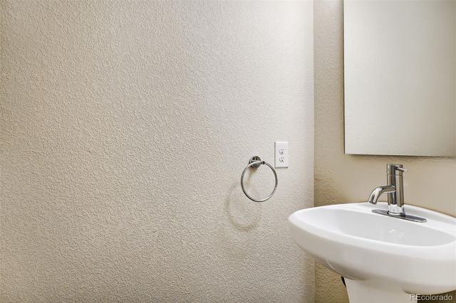 930 S Pearl Street 101, Denver, CO 80209