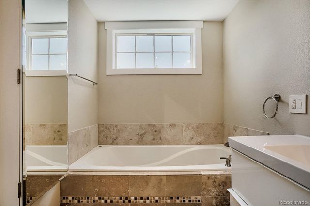 930 S Pearl Street 101, Denver, CO 80209