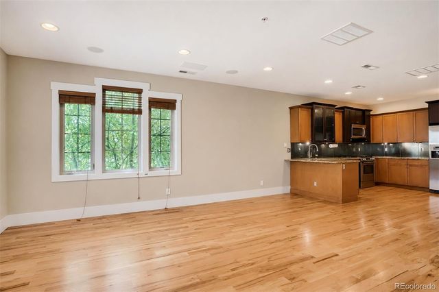 930 S Pearl Street 101, Denver, CO 80209