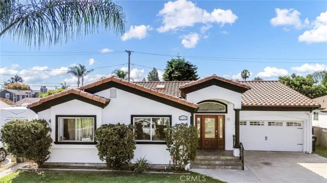 9136 Mel Dar, Downey, CA 90240