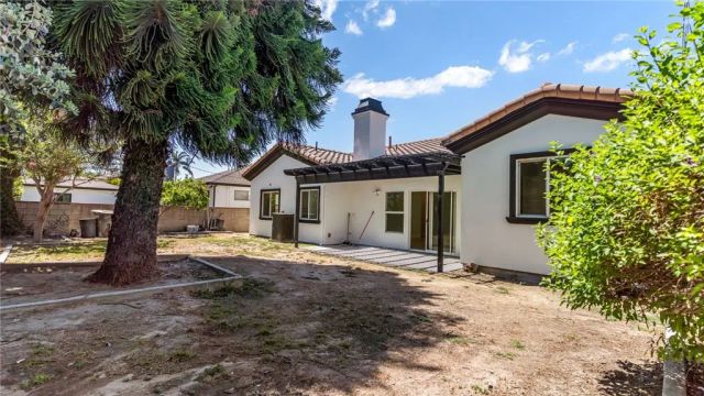 9136 Mel Dar, Downey, CA 90240