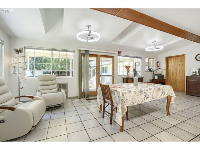 1215 Ne 139TH Ave, Vancouver, WA 98684
