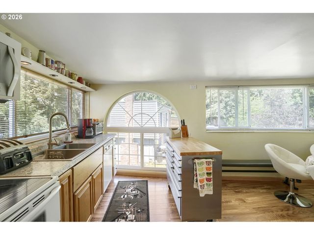 1215 Ne 139TH Ave, Vancouver, WA 98684