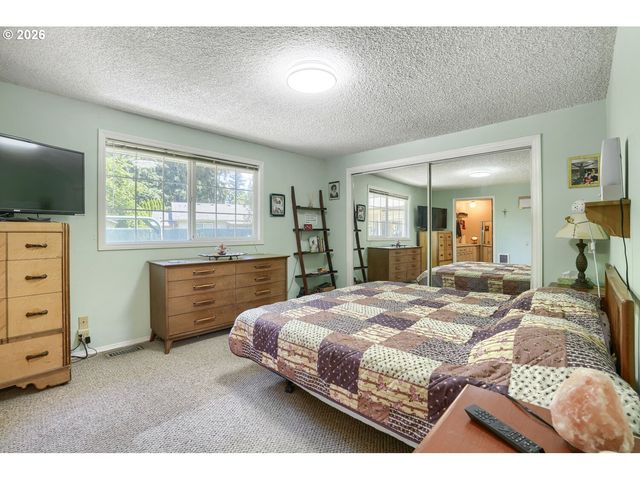1215 Ne 139TH Ave, Vancouver, WA 98684