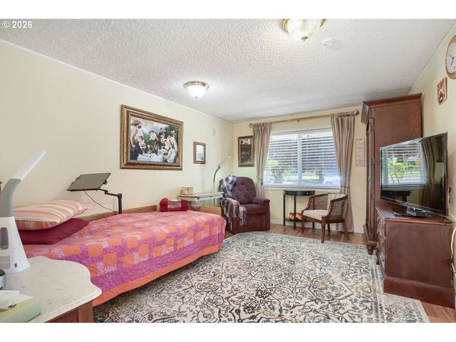 1215 Ne 139TH Ave, Vancouver, WA 98684