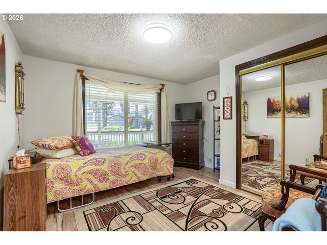 1215 Ne 139TH Ave, Vancouver, WA 98684