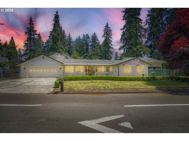 1215 Ne 139TH Ave, Vancouver, WA 98684
