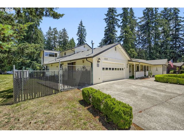 1215 Ne 139TH Ave, Vancouver, WA 98684