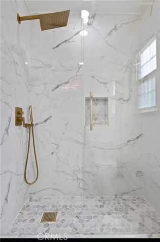 13831 Bessemer, Los Angeles, CA 91401