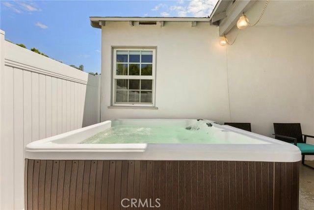 13831 Bessemer, Los Angeles, CA 91401