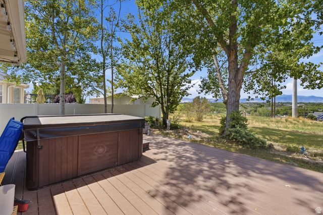5788 S WALDEN RIDGE DR, Murray, UT 84123