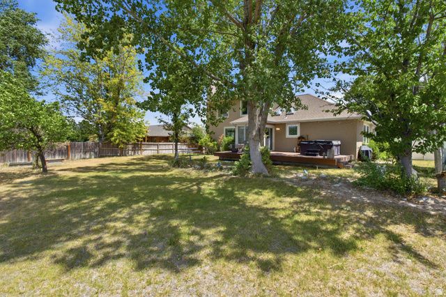5788 S WALDEN RIDGE DR, Murray, UT 84123