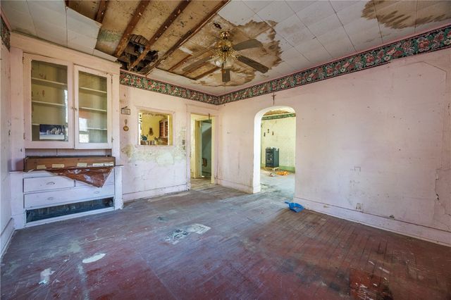 61 Lee St, Valencia Boro, PA 16059