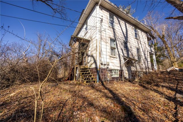 61 Lee St, Valencia Boro, PA 16059