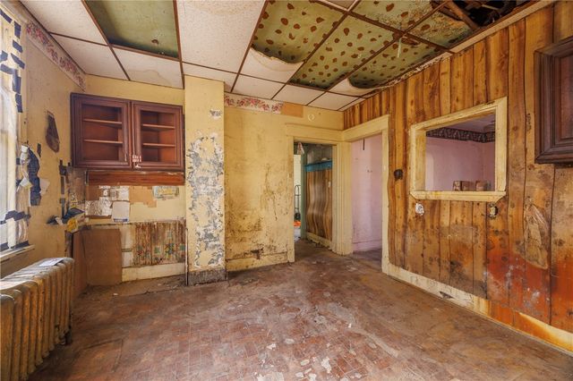 61 Lee St, Valencia Boro, PA 16059