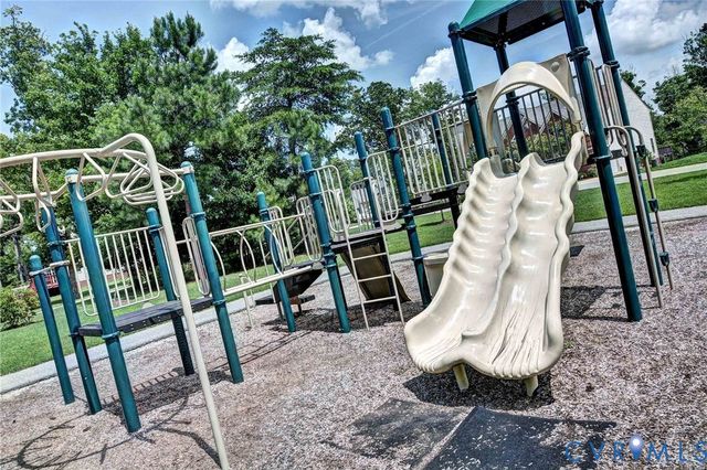 9405 Ashlock Ct, Toano, VA 23168