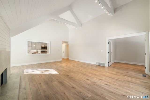 445 North Trail A, Stratford, CT 06614