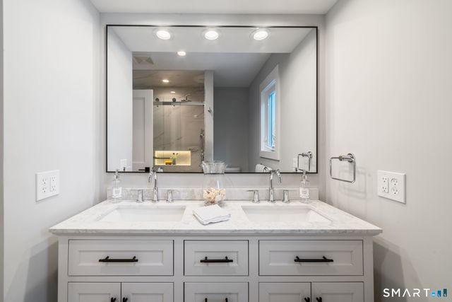 445 North Trail A, Stratford, CT 06614