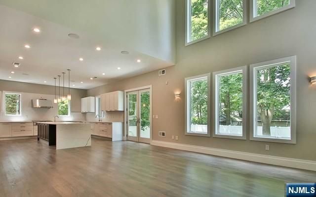 97 George Street, Tenafly, NJ 07670