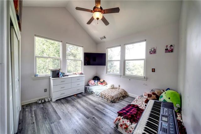 514 Pioneer, Lake Arrowhead, CA 92352
