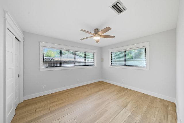 2215 Ansbury Drive, Houston, TX 77018