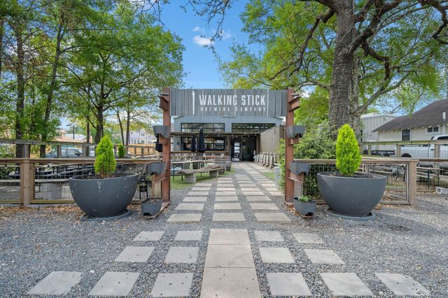 2215 Ansbury Drive, Houston, TX 77018