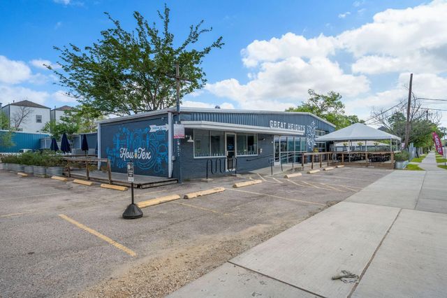 2215 Ansbury Drive, Houston, TX 77018