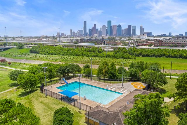 2215 Ansbury Drive, Houston, TX 77018