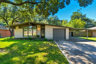2215 Ansbury Drive, Houston, TX 77018