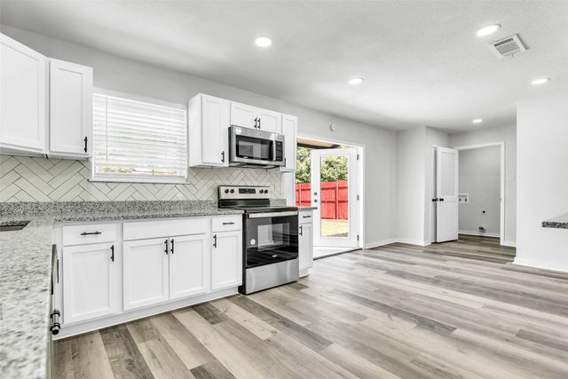 6321 Little Ranch Road, North Richland Hills, TX 76182