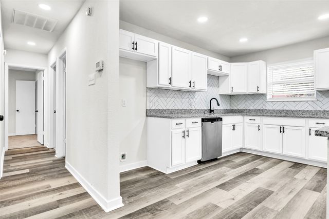 6321 Little Ranch Road, North Richland Hills, TX 76182