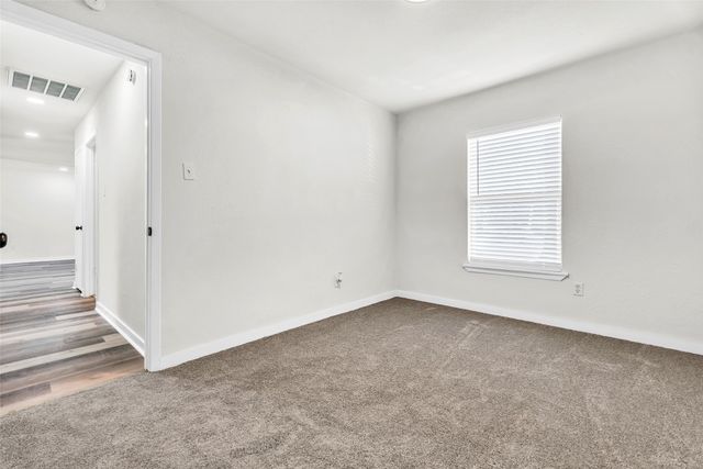 6321 Little Ranch Road, North Richland Hills, TX 76182