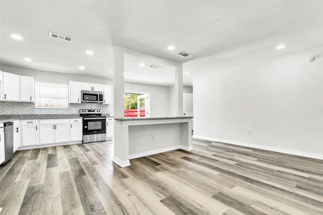 6321 Little Ranch Road, North Richland Hills, TX 76182