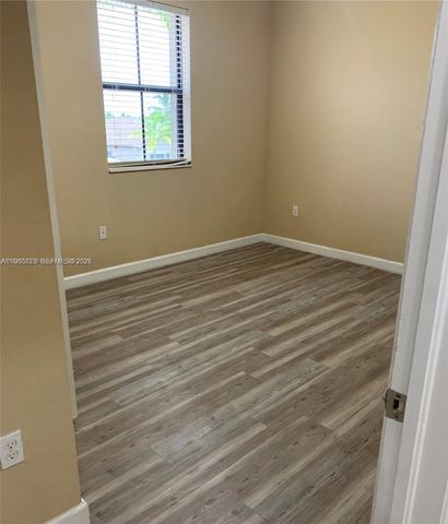 10440 SW 228th Ter, Miami, FL 33190