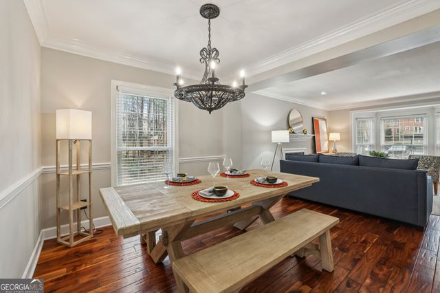 42 Mount Vernon Circle, Atlanta, GA 30338