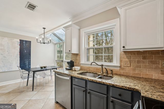 42 Mount Vernon Circle, Atlanta, GA 30338