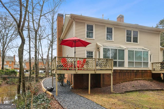 42 Mount Vernon Circle, Atlanta, GA 30338