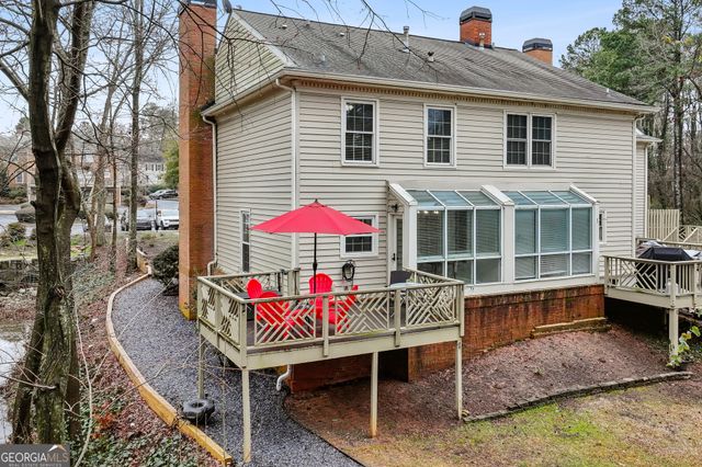 42 Mount Vernon Circle, Atlanta, GA 30338