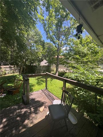 2009 SE Abbey Street, Blue Springs, MO 64014