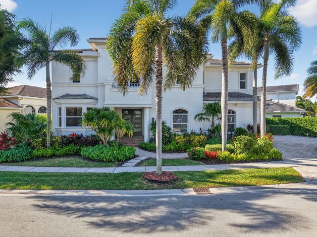 4170 NW Briarcliff Circle, Boca Raton, FL 33496