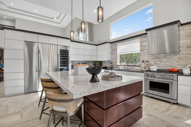 4170 NW Briarcliff Circle, Boca Raton, FL 33496