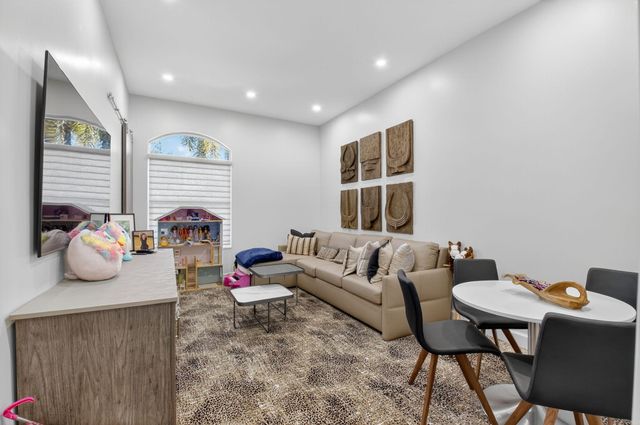 4170 NW Briarcliff Circle, Boca Raton, FL 33496