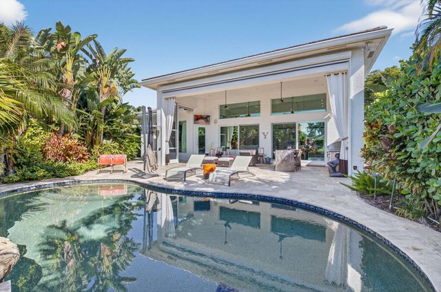 4170 NW Briarcliff Circle, Boca Raton, FL 33496