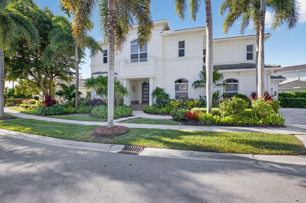 4170 NW Briarcliff Circle, Boca Raton, FL 33496