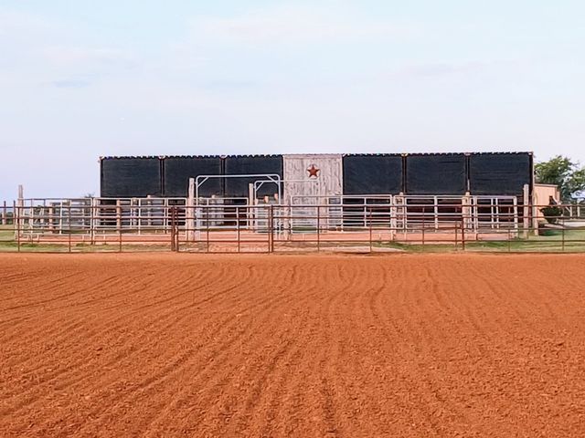 4113 W Line Road, Whitesboro, TX 76273