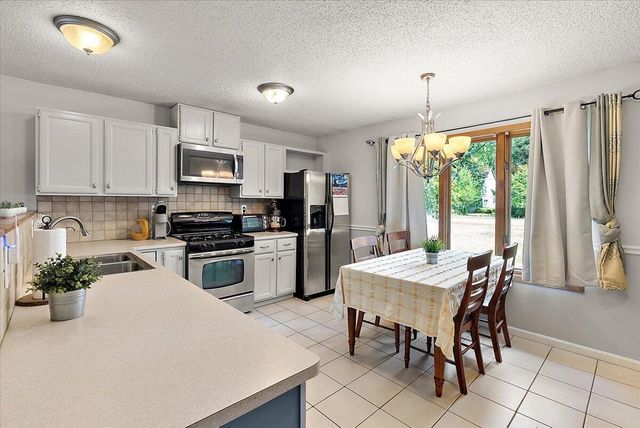 48521 9 Mile Road, Northville City, MI 48167
