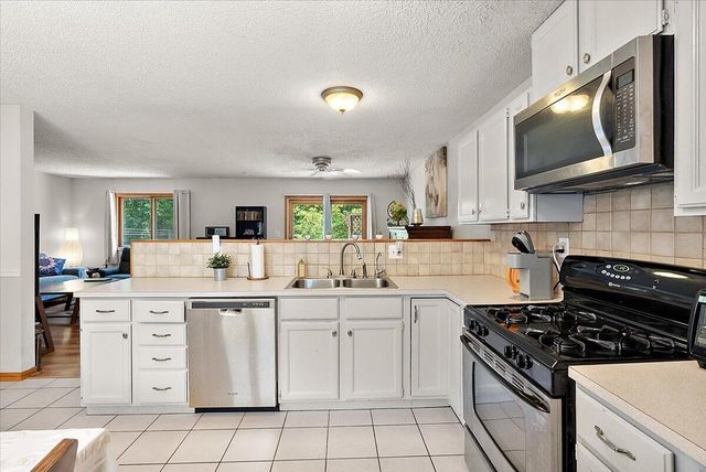 48521 9 Mile Road, Northville City, MI 48167
